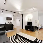 Le Marais - Upper Class Suites
