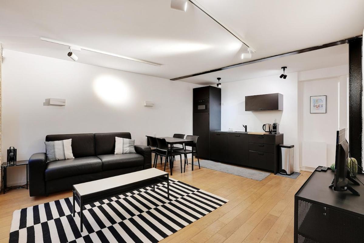 Le Marais - Upper Class *